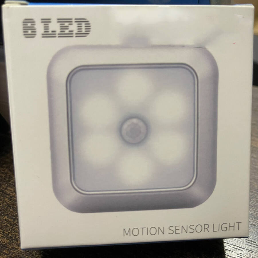 6 LED-es lámpa mozgásérzékelővel, mágnessel – 20 másodpercig világít1