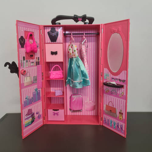 Hordozható ruhásszekrény bőrönben babáknak – 34x19x7cm , rózsaszín szín (BB-20585) (3)