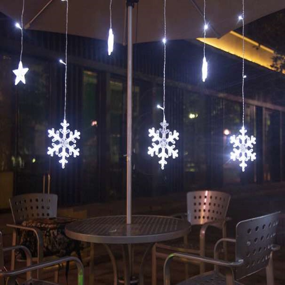 138 LED-es fényfüggöny csillagokkal és hópelyhekkel, kül-, és beltérre egyaránt – 2,5 x 1 m, hideg fehér (BB-19744) (3)