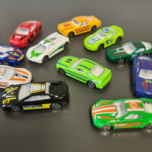 16 darabos színes kisautó készlet gyerekeknek – különböző színű autókkal (BB-20352) (5)