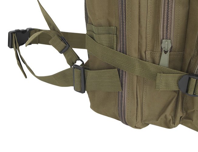 30 L-es ergonomikus khaki színű katonai hátizsák amerikai zászlós felvarróval (BB8916) (19)