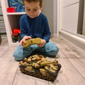 Sivatagi álcás távirányítós tank gyerekeknek - hang-, és fényhatásokkal  (BBJ) - Image 4