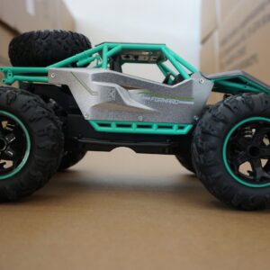 Sprint vagány off-road kaszkadőrautó nagy felbontású kamerával - alkalmazásból vezérelhető - 30km/h (BBLPJ) - Image 7