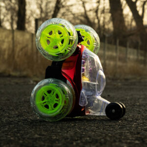 Távirányítós akrobatikus, kaszkadőr játék autó gyerekeknek – hang-, és fényhatásokkal (BBJ) - Image 3