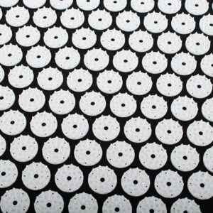 Relaxáló és fájdalom enyhítő akupresszúrás matrac 230 masszírozó fejjel - 65 x 40 x 2cm (BBV) - Image 5