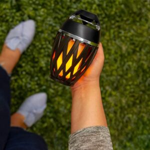 Fáklya alakú Bluetooth hangszóró valósághű láng effekttel - por- és vízálló, akkumulátoros (BBV) - Image 5