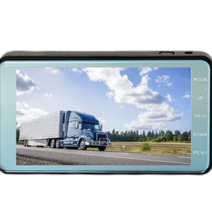 Full HD szélvédőre helyezhető 170°-os látőszögű autós tolatókamera 1080p (BBV) - Image 10