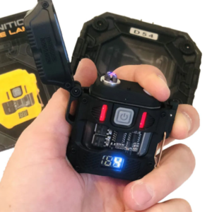 D54 elektromos, víz- és szélálló öngyújtó, zseblámpa funkcióval, díszdobozban (BBV) - Image 3