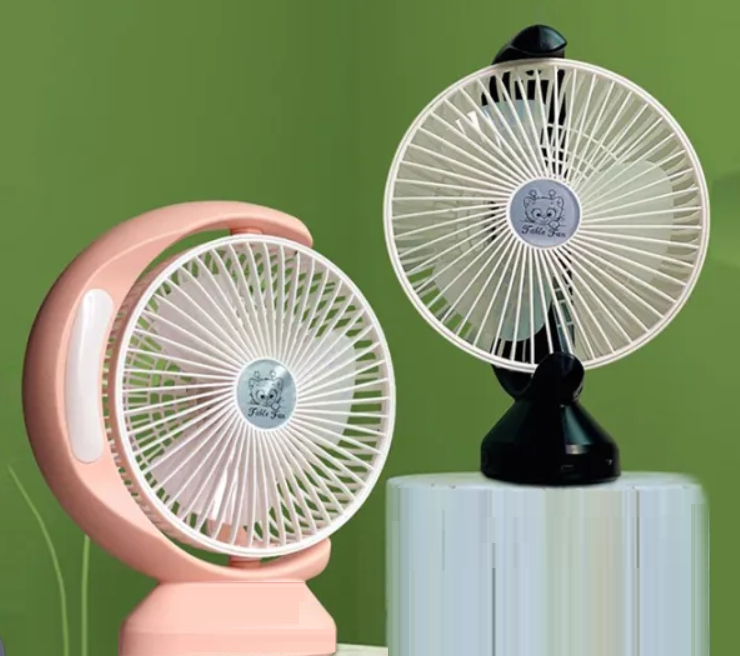 Kisméretű újratölthető ventilátor LED fénnyel, 3 sebességfokozattal modern, kompakt és hordozható kivitel (BBJH)